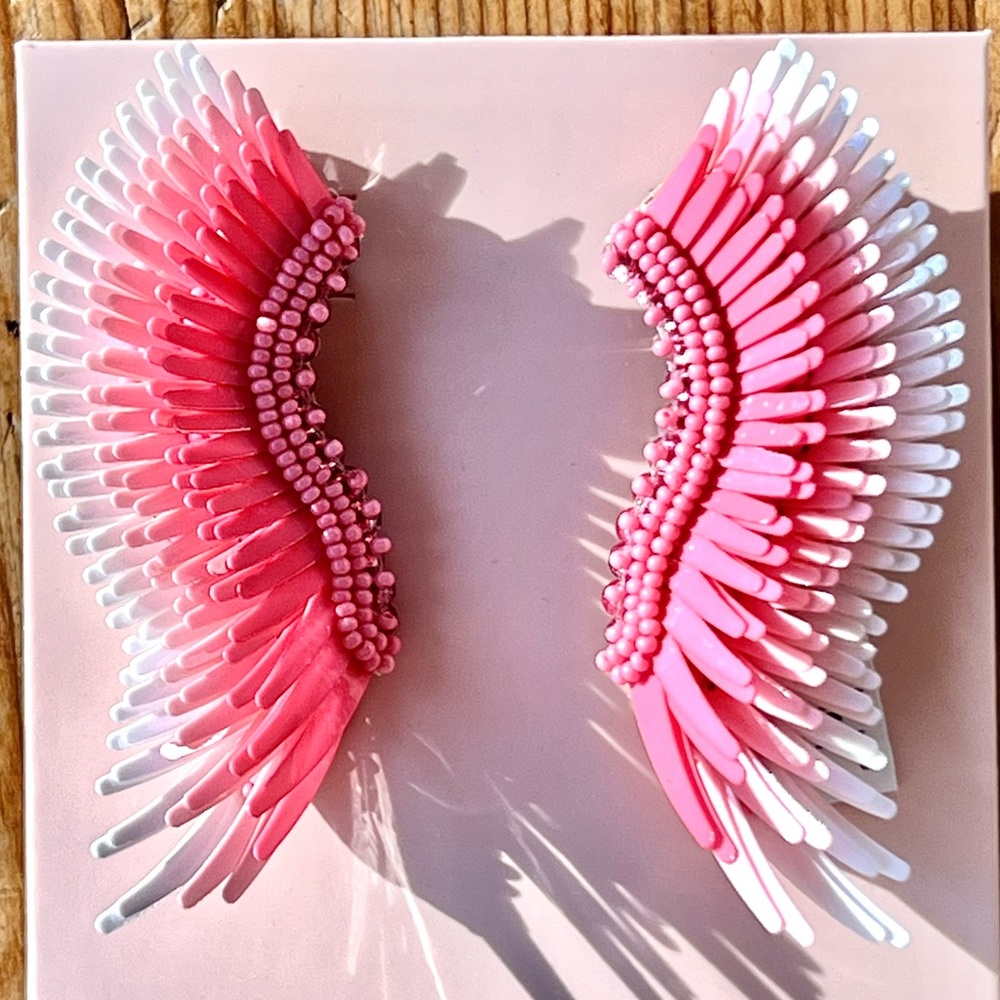 πΊπHPππΊ NWT Mignonne Gavigan Midi Madeline Earrings Triple Layered Pink & White - Picture 10 of 16